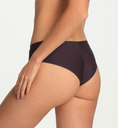 Seamless Wonder Tanga Dark Plum